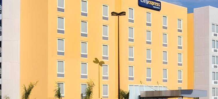 塞拉亚公园城市快捷酒店(City Express by Marriott Celaya Parque)图片