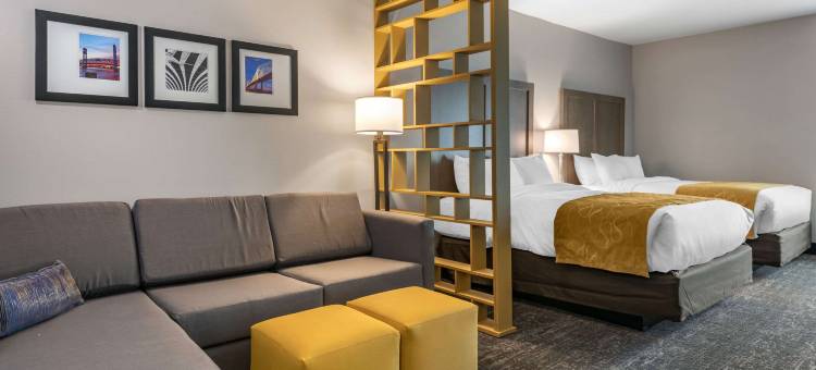 舒适酒店和套房 - 杰克逊维尔橙园靠近海军航空站(Comfort Inn & Suites Jacksonville - Orange Park Near Naval Air Station)图片