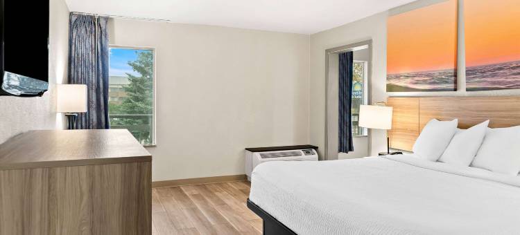 沃伦戴斯套房酒店(Days Inn & Suites by Wyndham Warren)图片