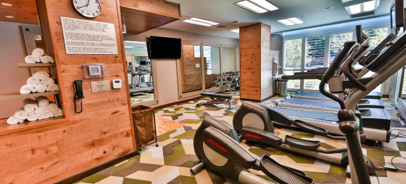 萨凡纳中城万枫酒店及套房(Fairfield Inn & Suites Savannah Midtown)图片