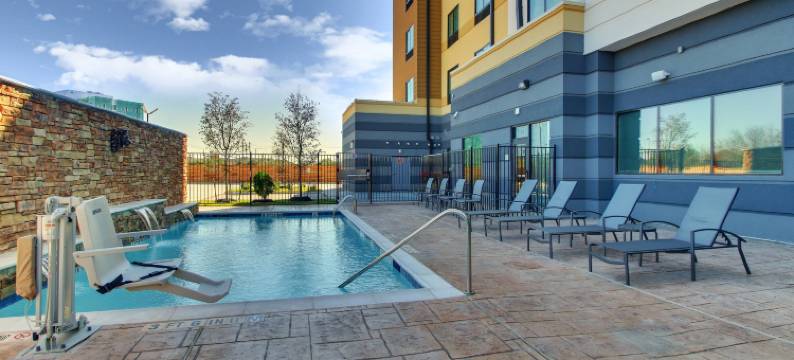 休斯敦布鲁克霍洛万枫酒店及套房(Fairfield Inn & Suites Houston Brookhollow)图片