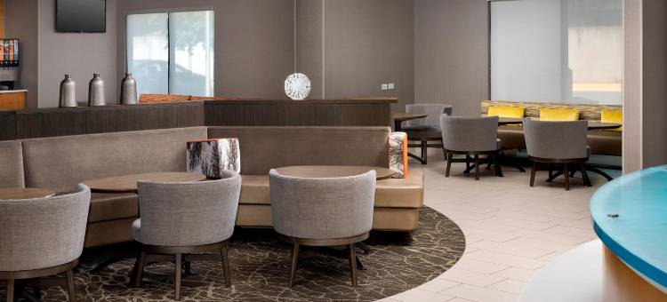 亚历山大万豪SpringHill酒店(SpringHill Suites Alexandria)图片