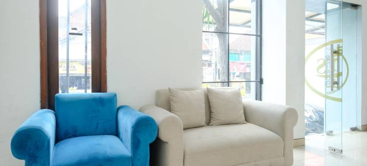 优本维尤格兰苏里亚酒店日惹(Urbanview Hotel Grand Surya Yogyakarta)图片