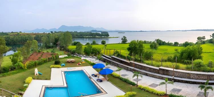 位于萨尔瓦德的6卧室别墅-平方米|带4个独立浴室(Travalong Yahvi - 6 BHK Lakefront  Pool Villa)图片