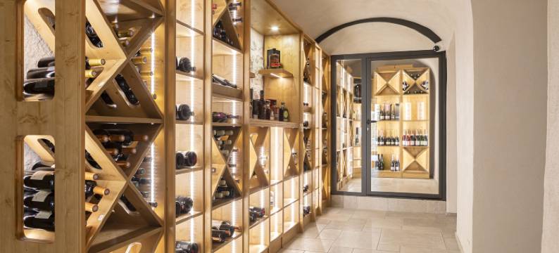 多梅纳和瓦林奇斯城堡酒店(Domaine et Chateau de Valinches - Hotel & Restaurant)图片