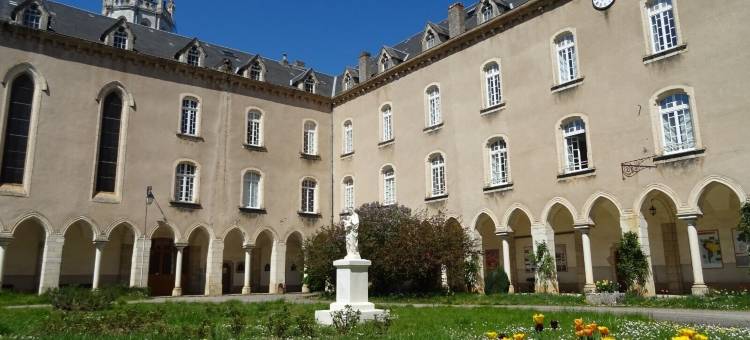 格拉马的Le Grand Couvent(Le Grand Couvent de Gramat)图片