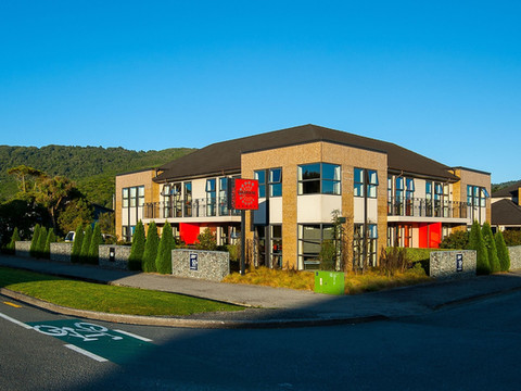 科尔雷恩套房公寓