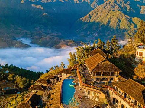 蒙村度假村及水疗中心