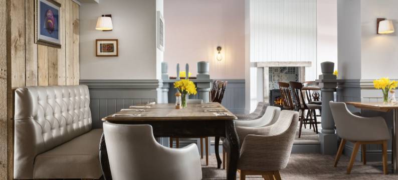 拉希累埃姆斯酒店(Rashleigh Arms)图片