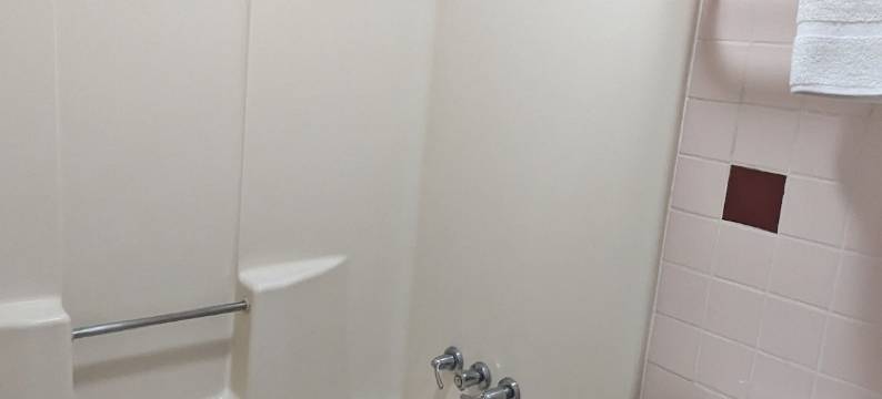 希尔克雷斯特套房旅馆(Hillcrest Inn & Suites Ozona)图片