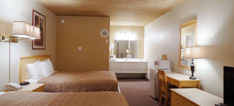 弗尼加拿大最佳价值套房酒店(Canadas Best Value Inn and Suites Fernie)图片