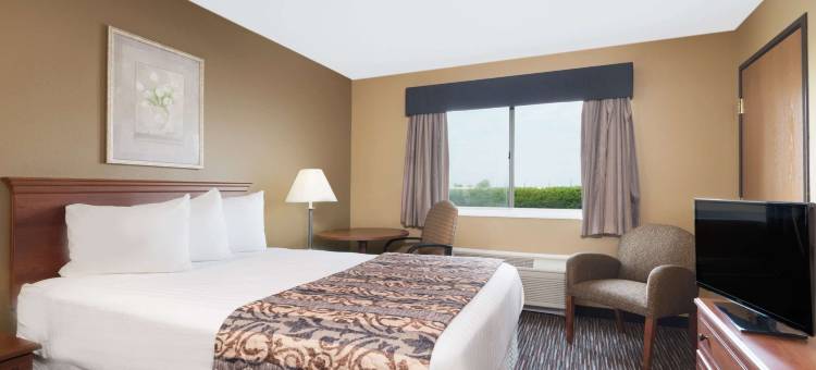 哥伦布/里肯巴克温德姆呗盟酒店(Baymont by Wyndham Columbus/Rickenbacker)图片