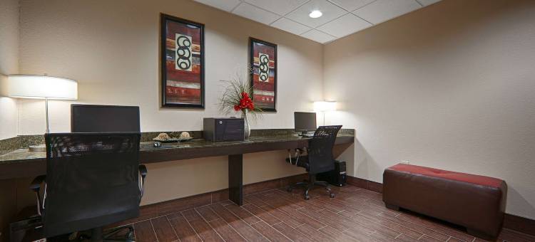 库欣贝斯特韦斯特优质套房酒店(Best Western Plus Cushing Inn  Suites)图片