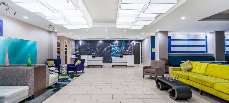 奥德萨北锡耶纳塔拉昆塔温德姆套房酒店(La Quinta Inn & Suites by Wyndham Odessa N. - Sienna Tower)图片