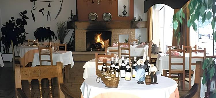 勒拉克酒店(Logis Hotel le Lac)图片