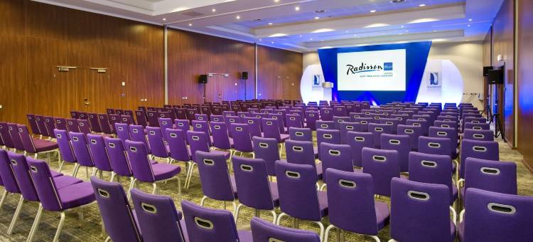 东米德兰机场丽笙酒店(Radisson Blu Hotel, East Midlands Airport)图片