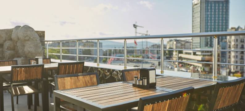 塔克西姆卡塔尔宫饭店(Kartal Palace Taksim Square FAMİLY Hotel)图片