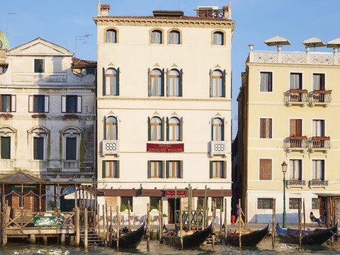 安蒂奇费格酒店