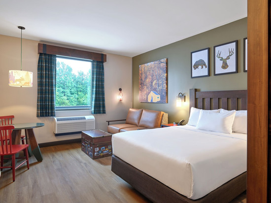 伟大的狼旅舍佩里维尔