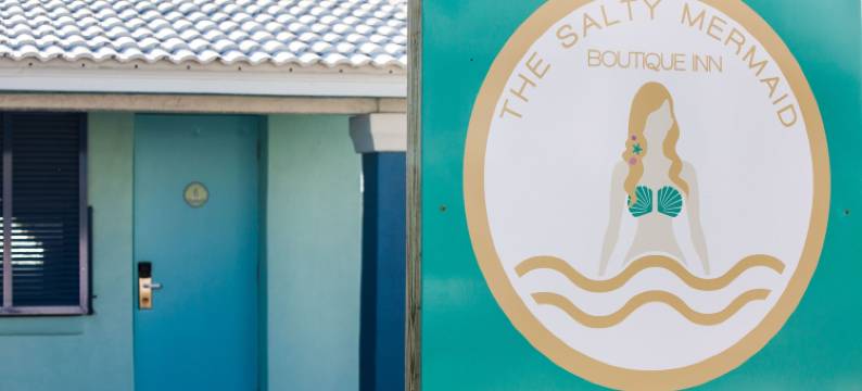 海中美人鱼海滨酒店(The Salty Mermaid Oceanfront Hotel)图片