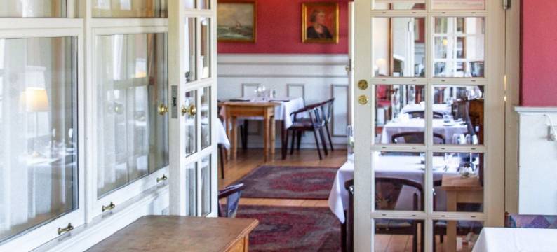 哈瓦普桑德法格库酒店(Hvalpsund Færgekro)图片