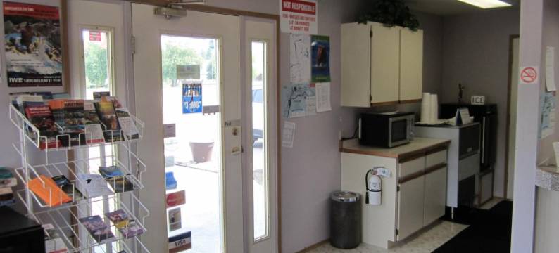 温德姆速8酒店 克利尔沃特 BC(Super 8 by Wyndham Clearwater BC)图片