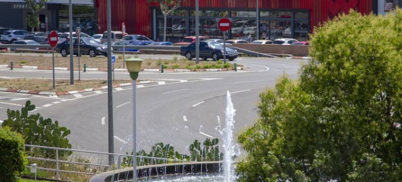 阿扎尔酒店(Hotel Azar)图片