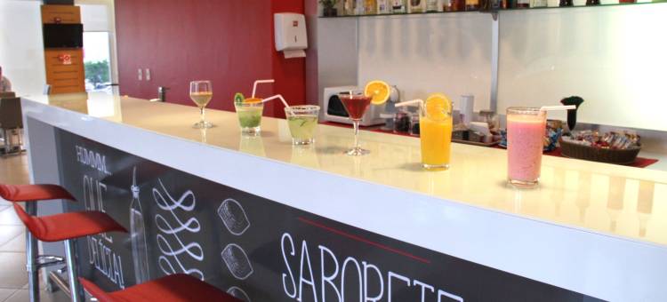 宜必思蒙蒂斯克拉鲁斯购物中心酒店(Ibis Montes Claros Shopping)图片