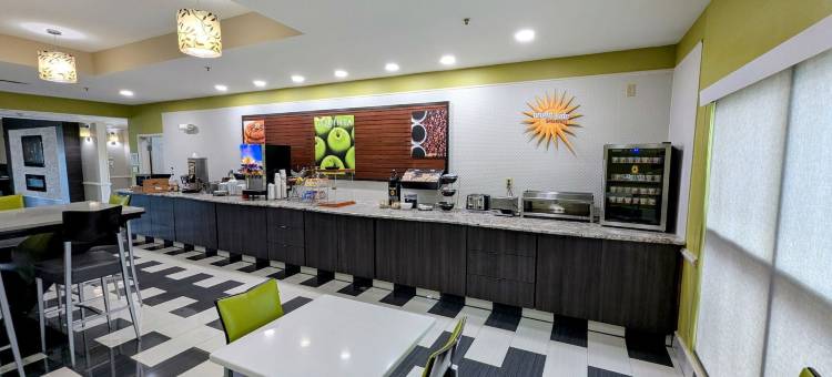 普拉特维尔拉昆塔温德姆套房酒店(La Quinta Inn & Suites by Wyndham Prattville)图片