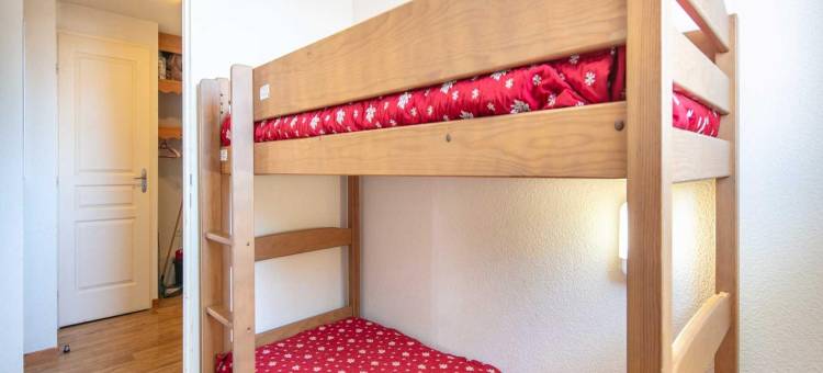 Apartment in Chamrousse near Ski Slopes图片