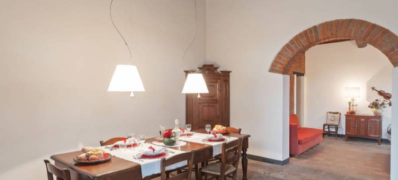 Villa in Lombardy near Po River图片