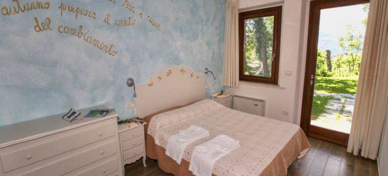 Mansion in San Valentino with Pool图片