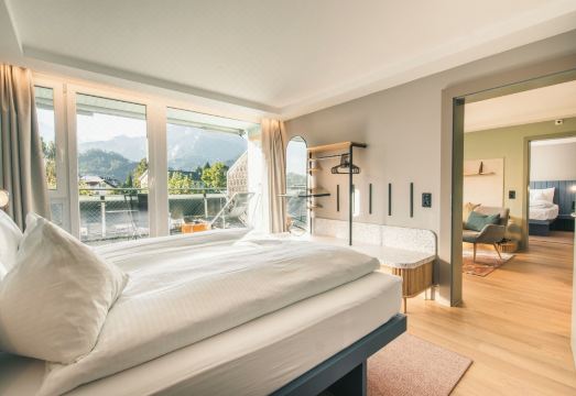 HOP Apartments & Suites Hotel Overview