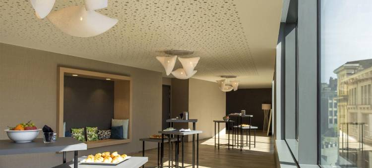 沙勒罗瓦中心诺富特酒店(Novotel Charleroi Centre)图片