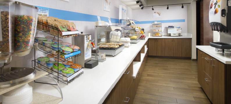 智选假日套房酒店圣安东尼奥DTWN市场区(Holiday Inn Express & Suites SAN ANTONIO-DTWN MARKET AREA by IHG)图片