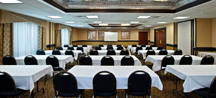 智选假日套房酒店翠华(Holiday Inn Express & Suites Indianapolis South – Greenwood)图片