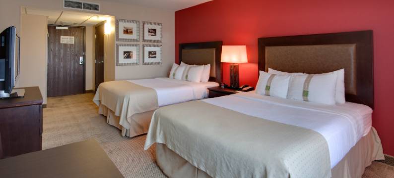 Holiday Inn & Suites 贝克斯菲尔德北(Holiday Inn & Suites BAKERSFIELD by IHG)图片