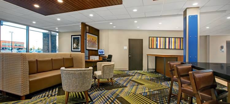 智选假日酒店及套房-密尔沃基布鲁克菲尔德-IHG旗下(Holiday Inn Express & Suites Milwaukee - Brookfield)图片