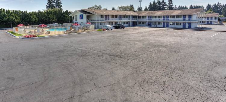 波特兰南6号汽车旅馆 - 奥斯威戈湖 - 提加(Motel 6 Tigard, or - Portland South - Lake Oswego)图片