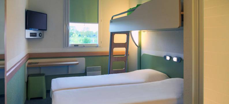 尼奥尔东拉克雷彻宜必思快捷酒店(Ibis Budget Niort Est la Crèche)图片