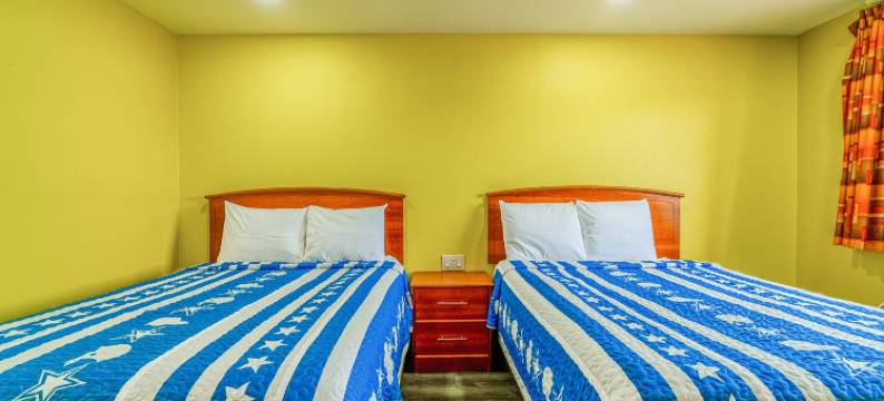 Regency Inn By OYO 罗克代尔TX(Regency Inn by OYO Rockdale TX)图片