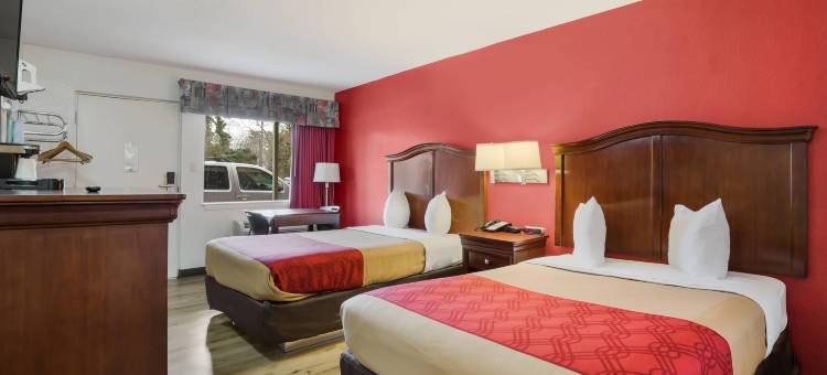 威廉斯堡历史区伊克诺旅馆(Econo Lodge Williamsburg Historic Area)图片