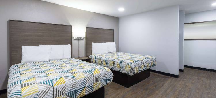 6号汽车旅馆锡克里，北卡罗来纳州(Motel 6 Hickory, NC)图片