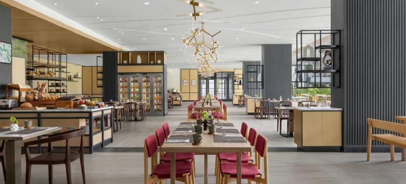 普吉岛查龙湾万怡度假酒店(Courtyard by Marriott Phuket Chalong Bay Resort)图片