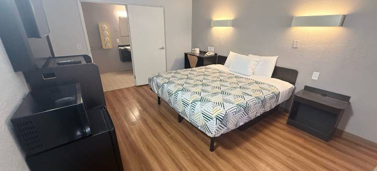德克萨斯北里奇兰希尔斯 6 号汽车旅馆(Motel 6 North Richland Hills, TX)图片