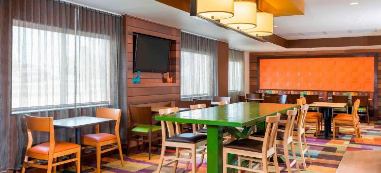 霍兰德万枫酒店(Fairfield Inn & Suites Holland)图片