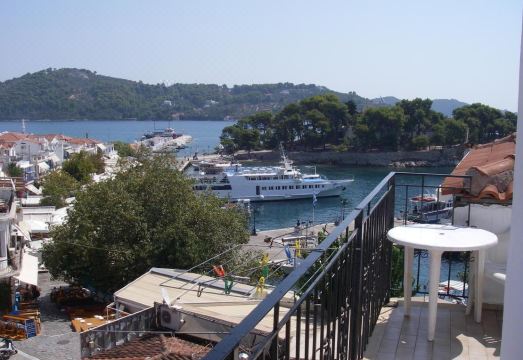 Nostalgo Hotel Overview