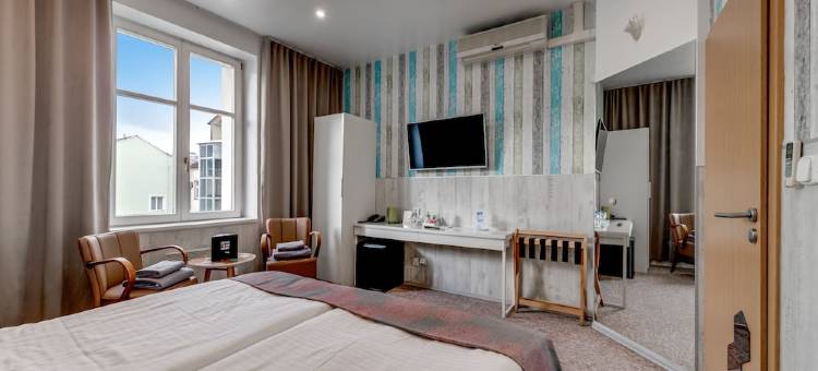 御花园酒店(Royal Court Hotel)图片