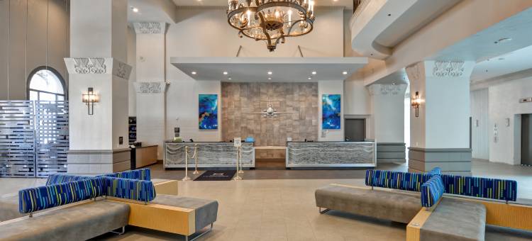 迈阿密国际机场希尔顿旗下大使套房酒店(Embassy Suites by Hilton Miami International Airport)图片