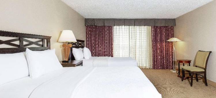 堪萨斯城广场希尔顿惠庭套房酒店(Embassy Suites by Hilton Kansas City Plaza)图片
